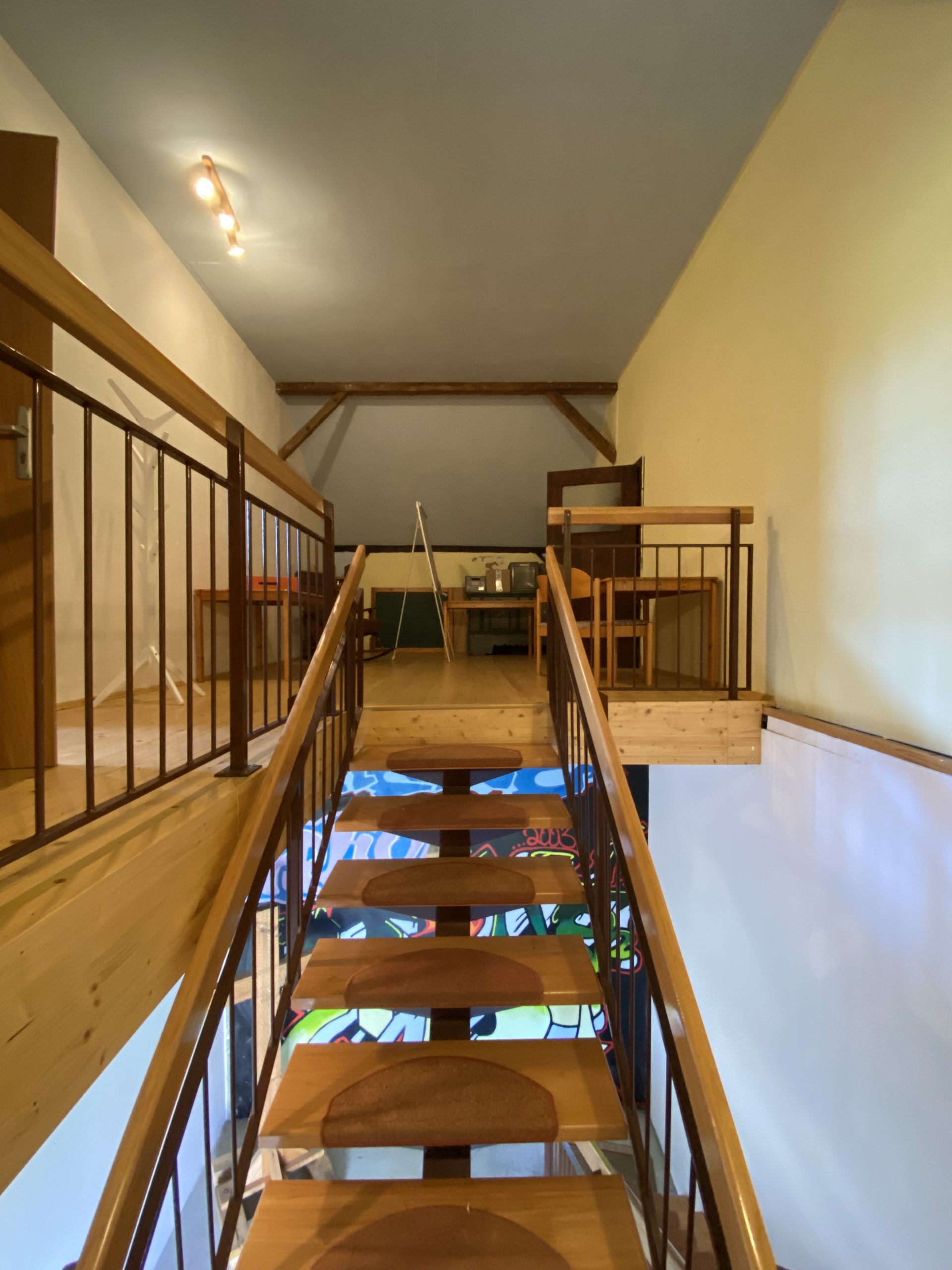 Zustand Aufgang Obergeschoss vor Raumerweiterung